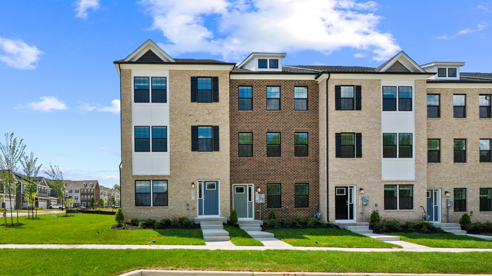 10700 MERIDIAN HILL WAY exterior