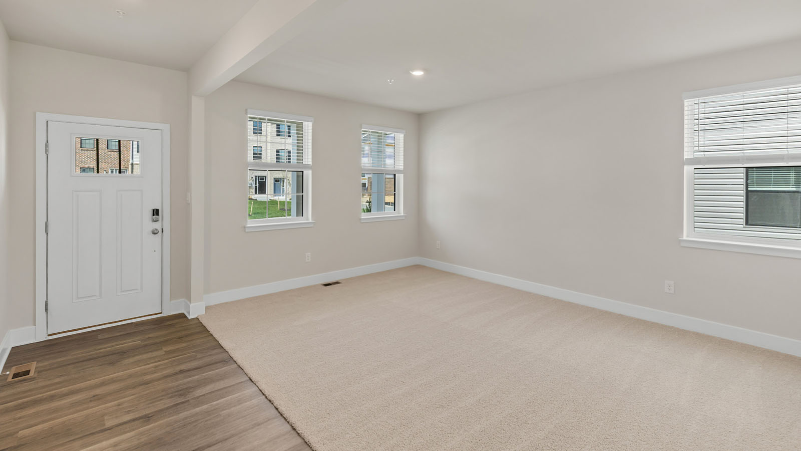 entryway leading to front flex room