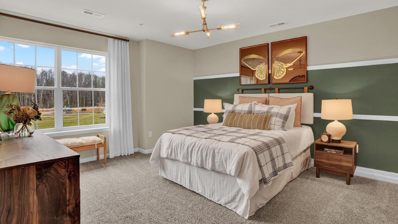 secondary bedroom