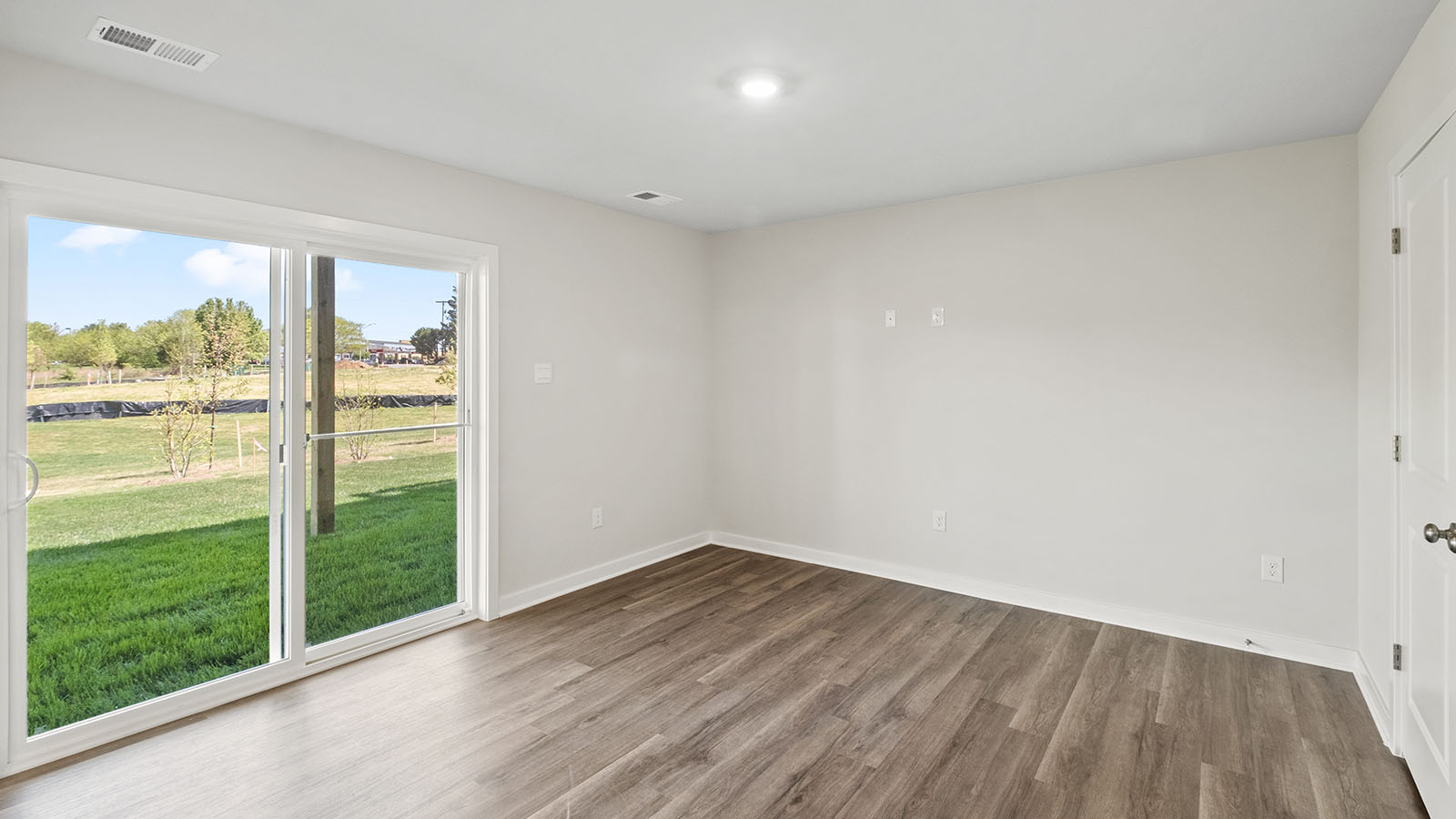 lower level den