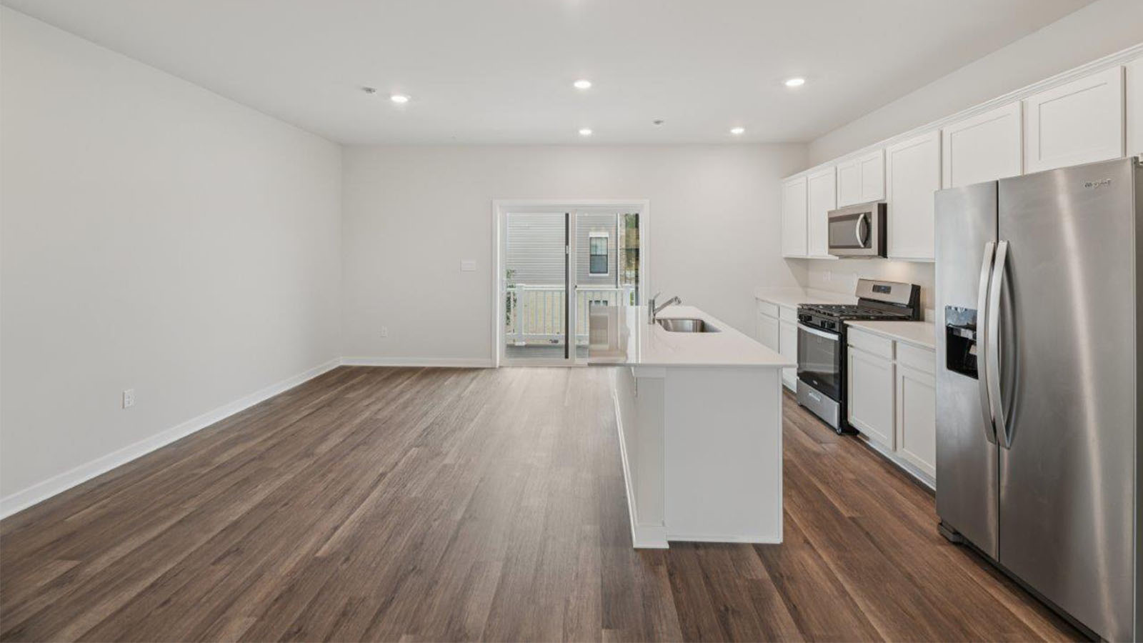 central island facing dining area