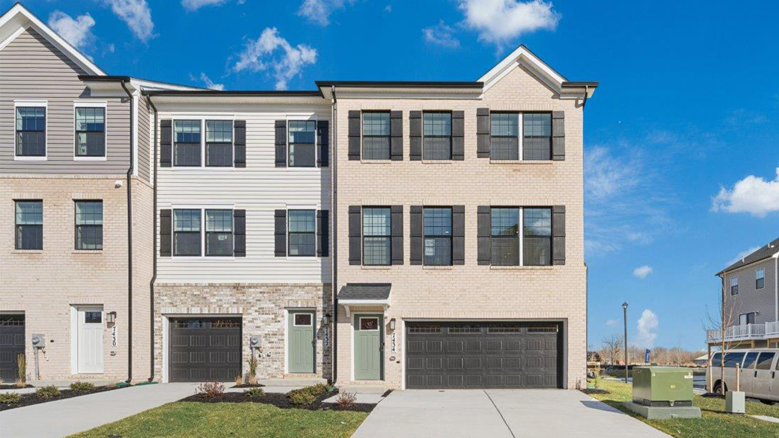 15037 Douglas Fir Lane exterior