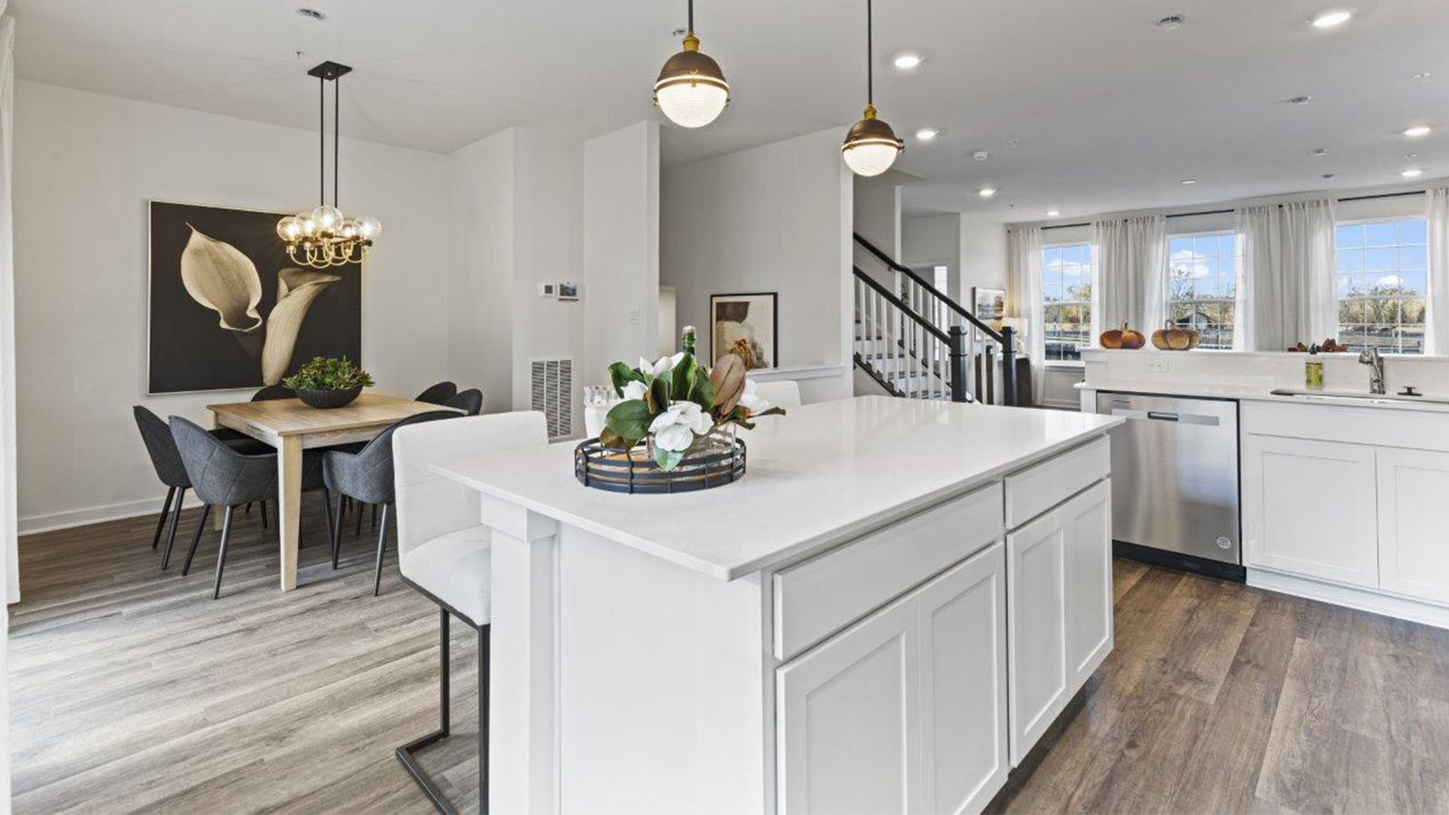 kitchen island with LED ligthing