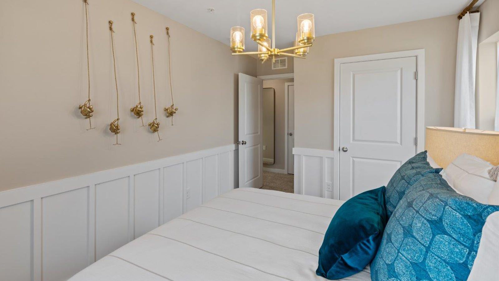 secondary bedroom