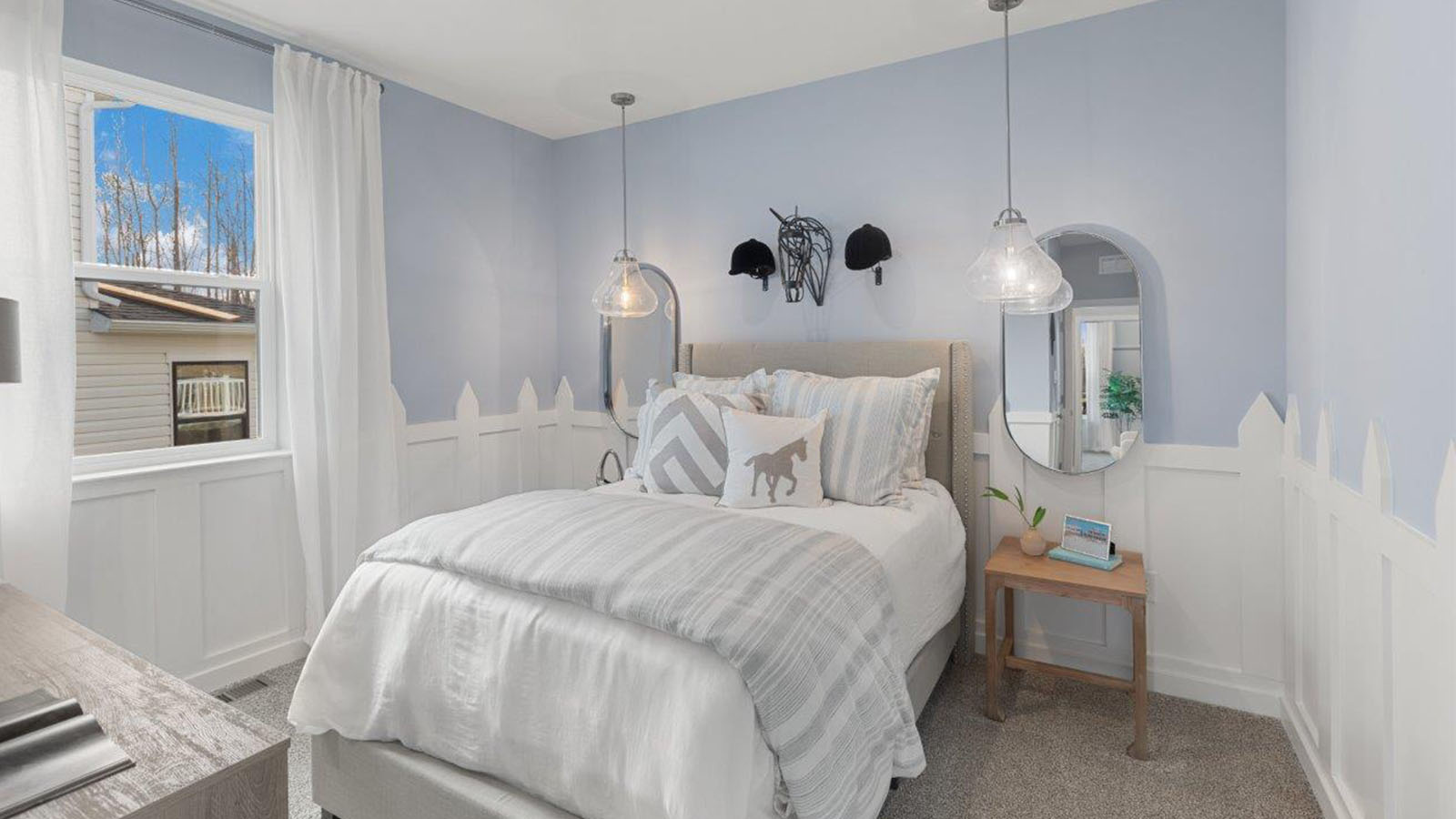 secondary bedroom