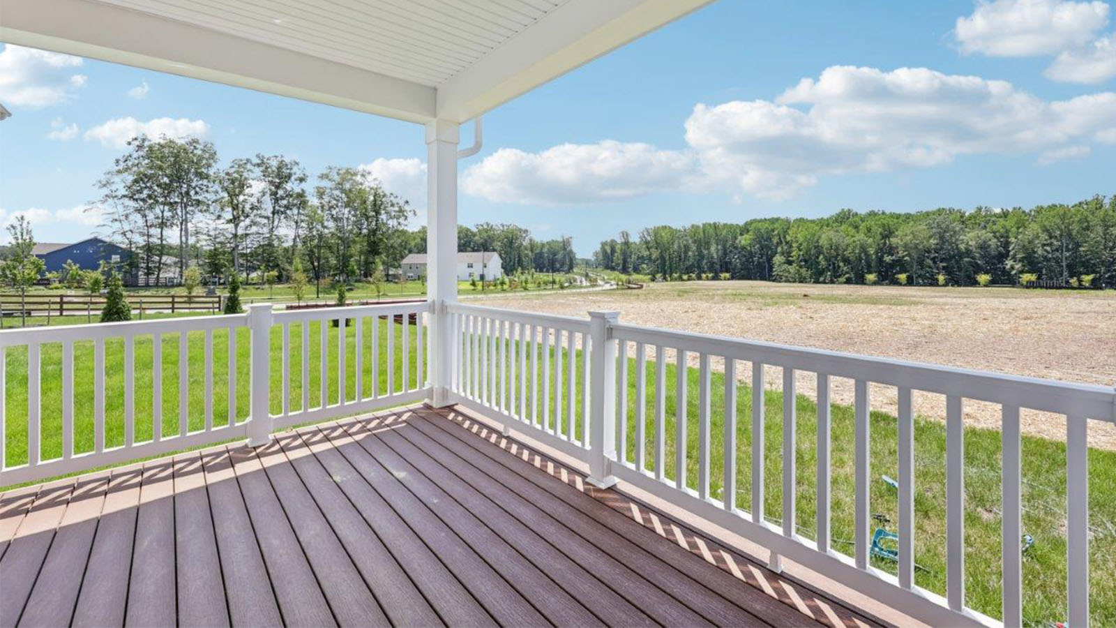 covered rear deck