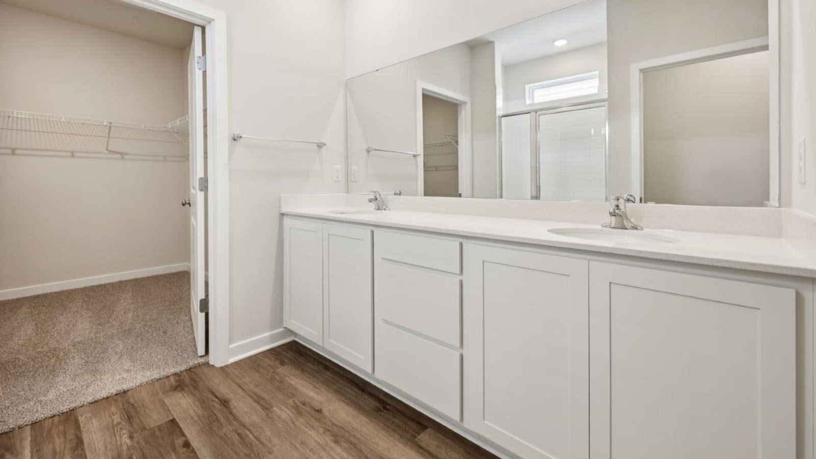 primary bath dual sinks