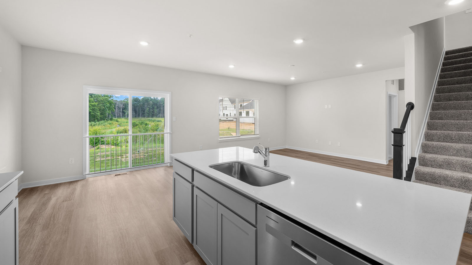 kitchen island voerlooking living area