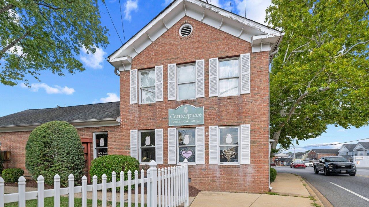 courthouse