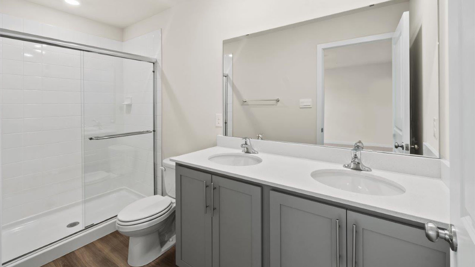 full bathroom