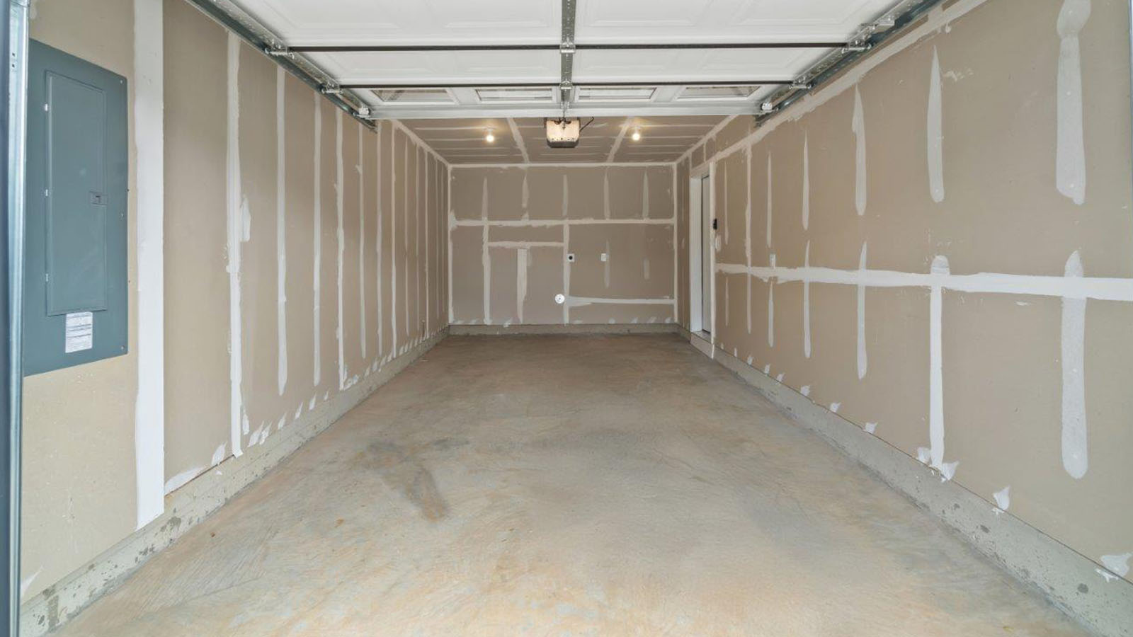 1 car garage