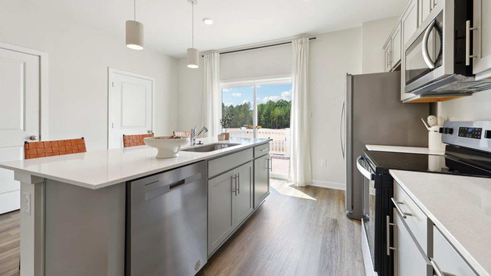 Adams Townhome 3 Beds 1 Car Garage