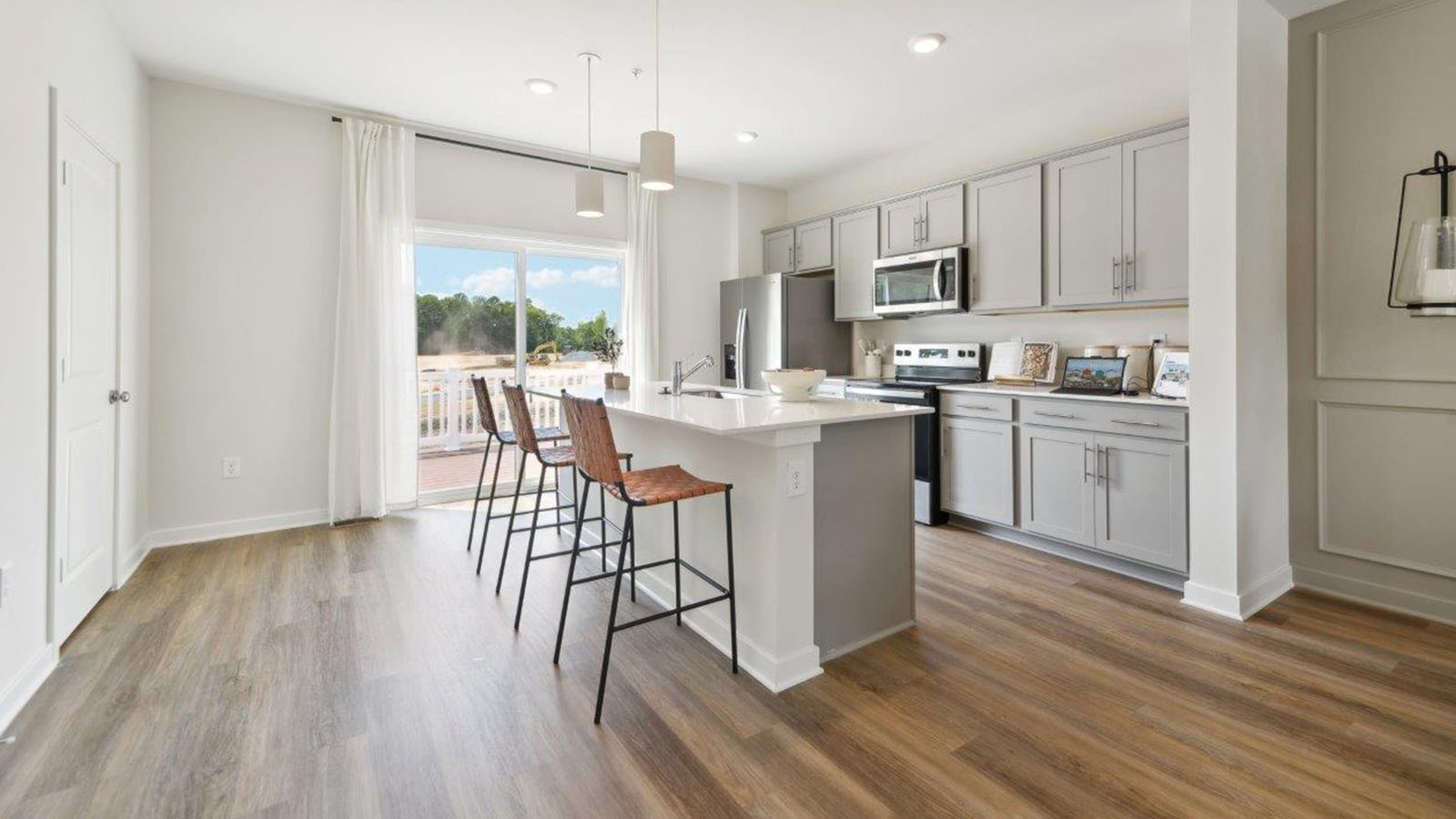 Adams Townhome 3 Beds 1 Car Garage