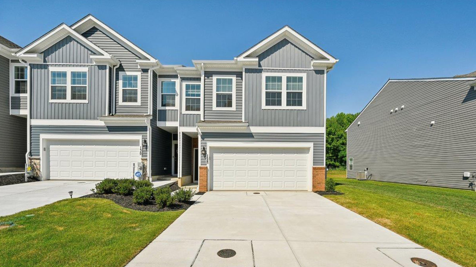 1709 Carver Circle exterior