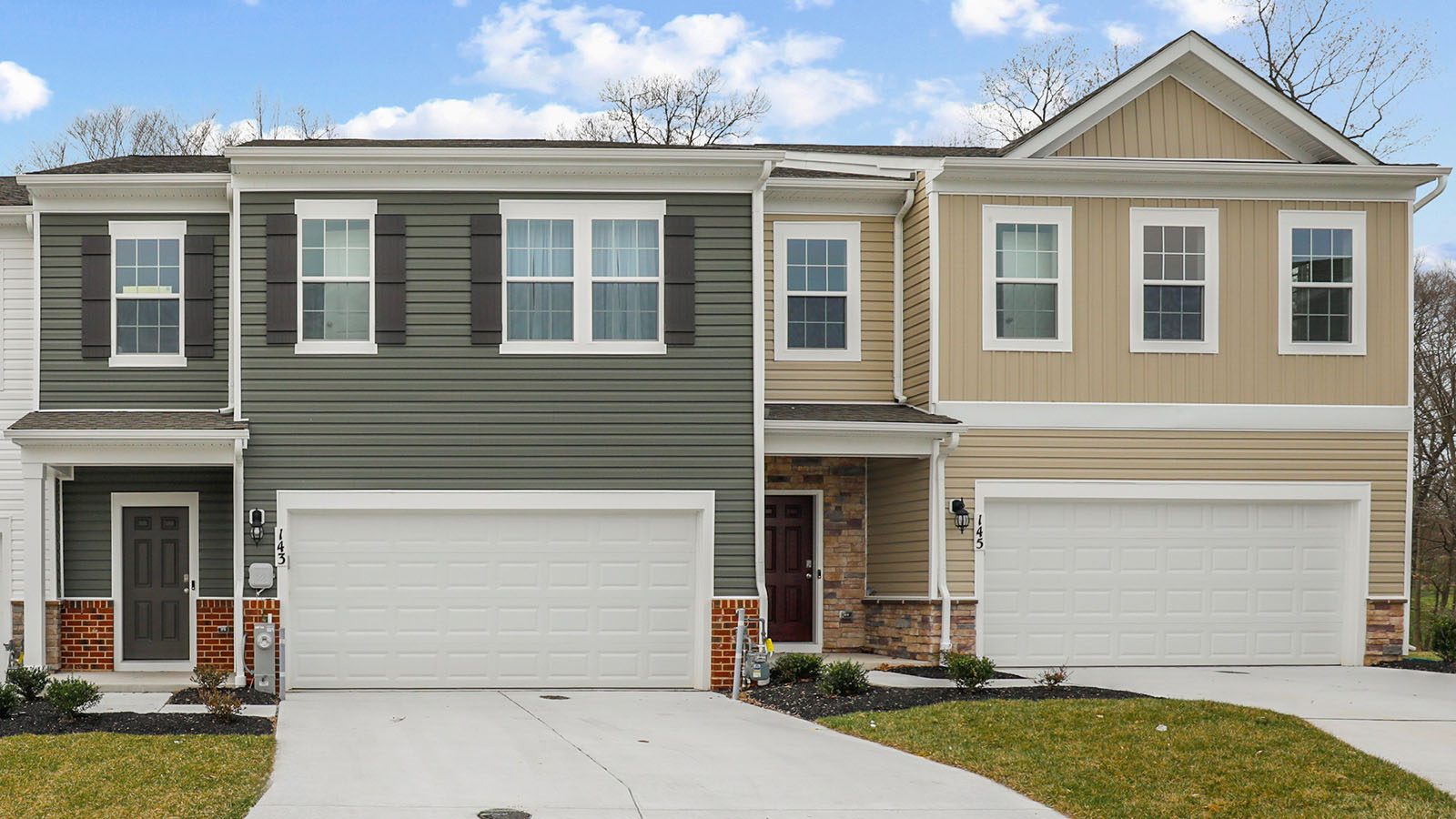 1715 Carver Circle exterior