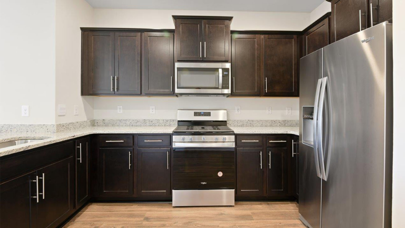 quartz counters and stainless steel appliances