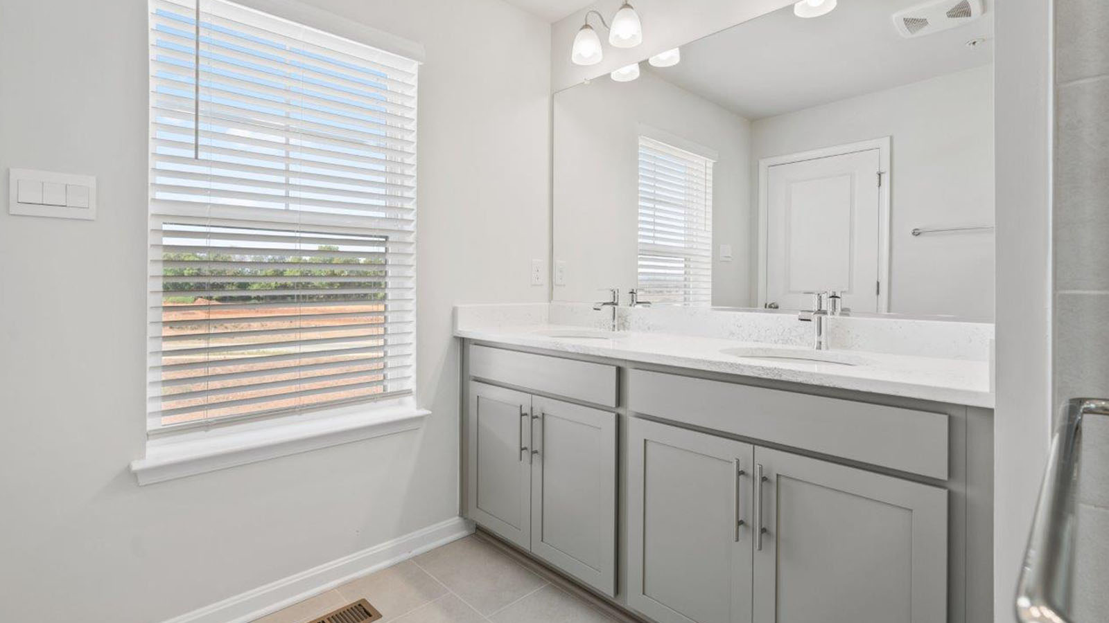 master bath two sinks