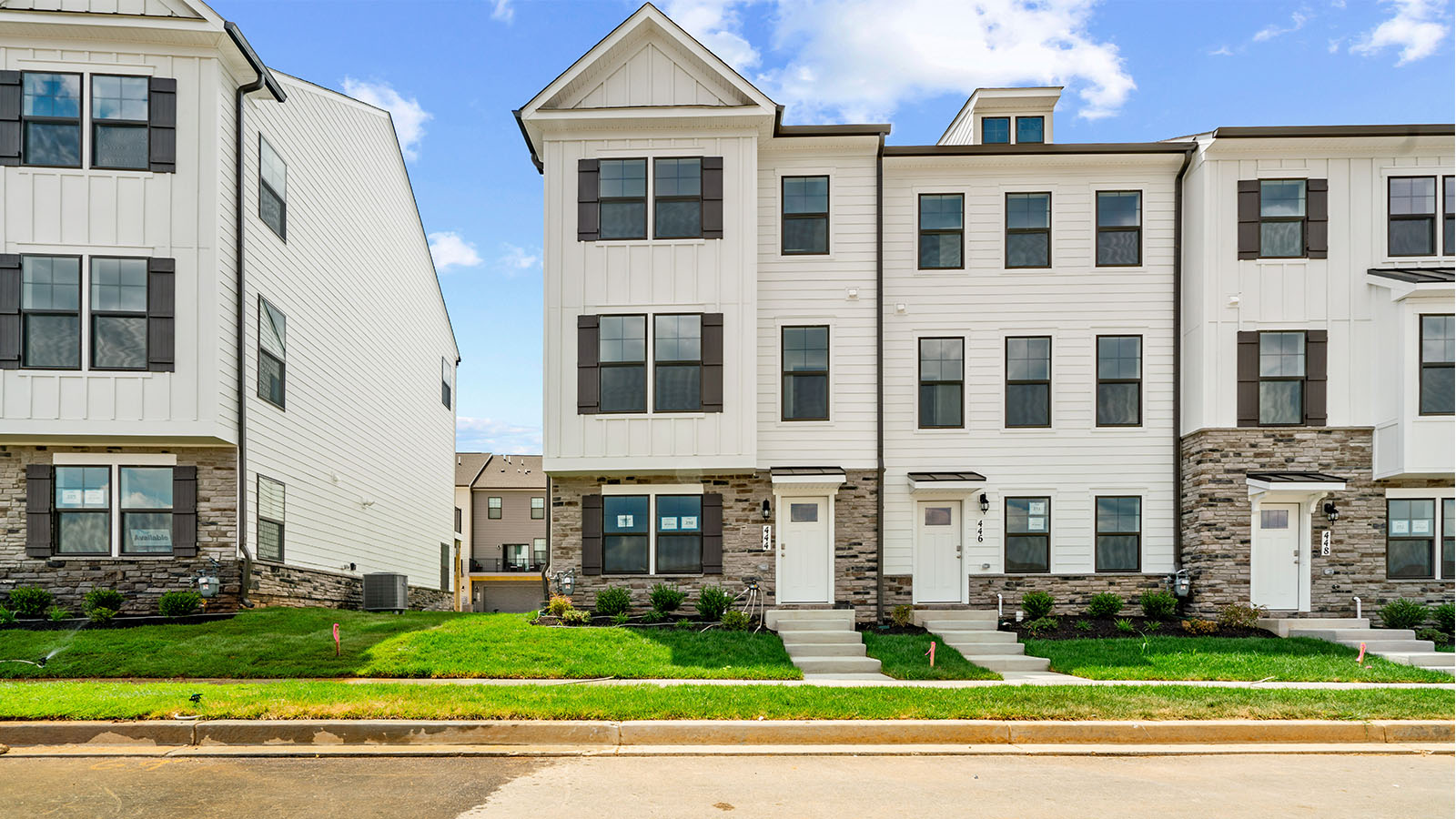 three story townhome END UNIT