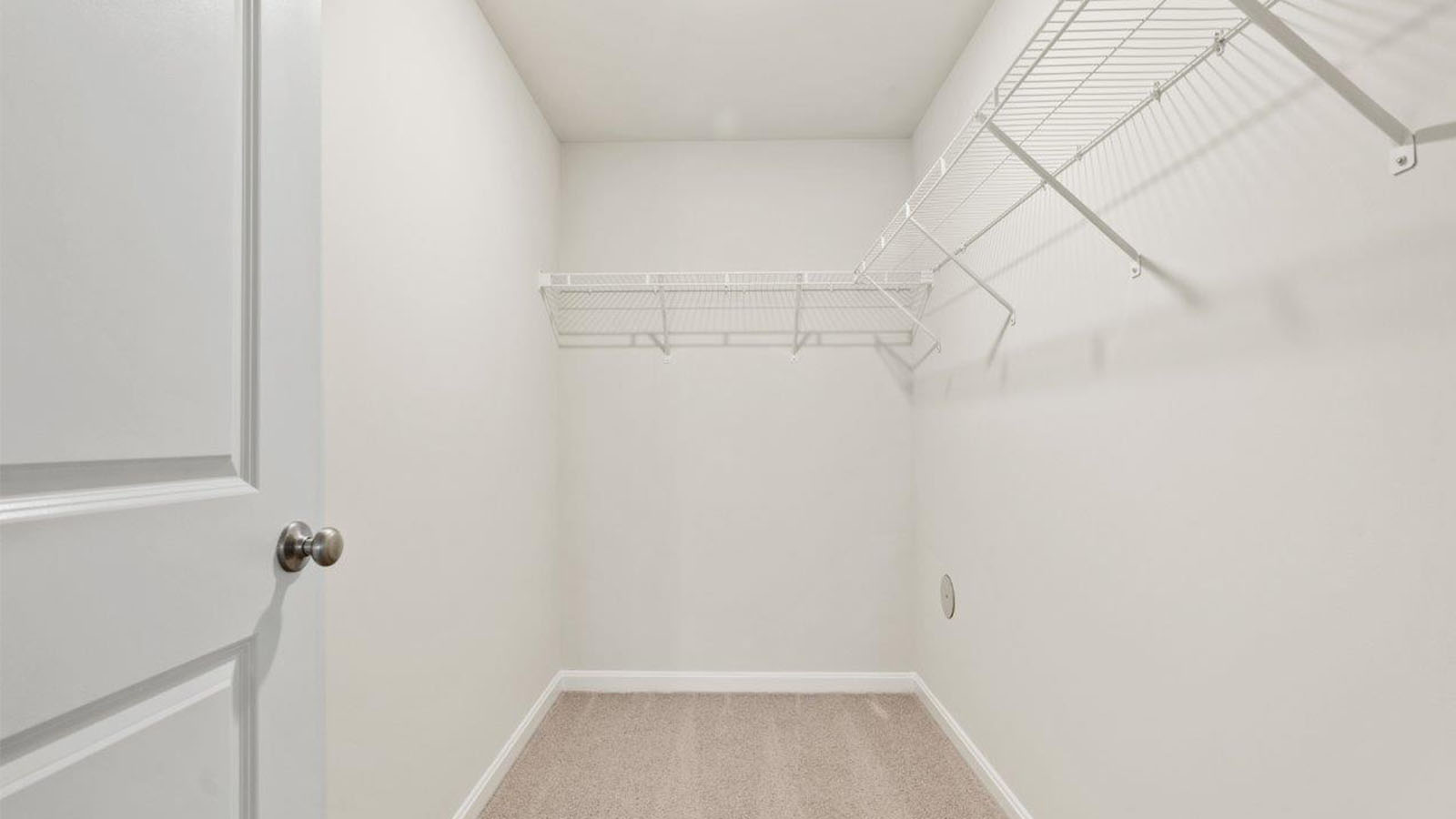 walk in closet