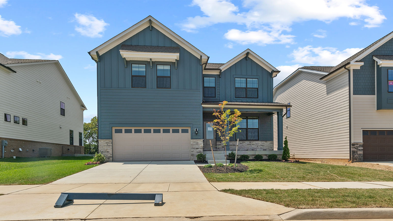 472 Ensemble Way exterior