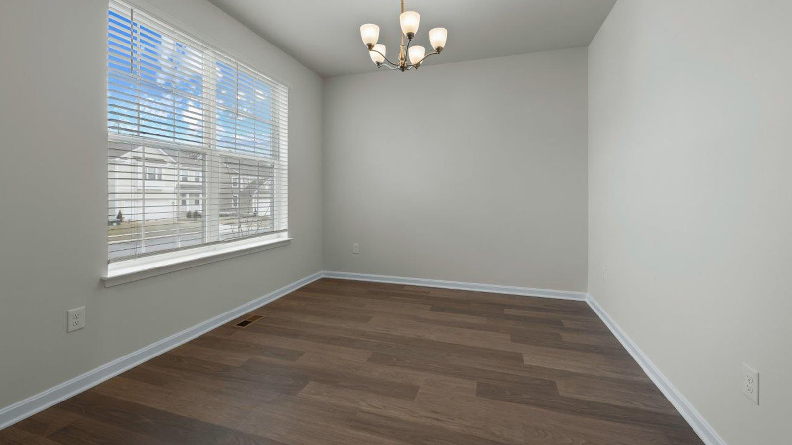 entryway leading to front flex room