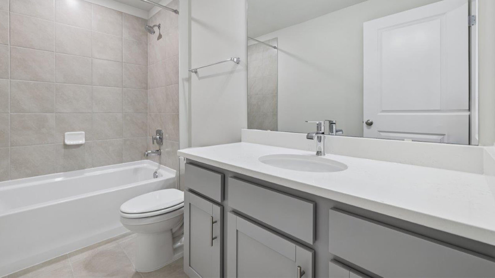 secondary full bath