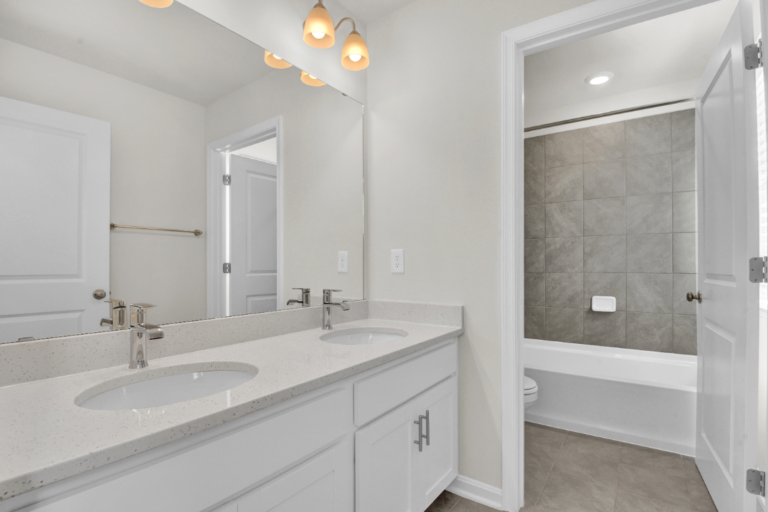 secondary bathroom two sinks