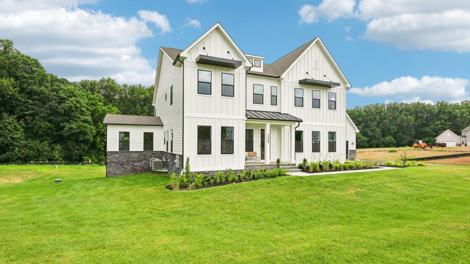 modern farmhouse exterior