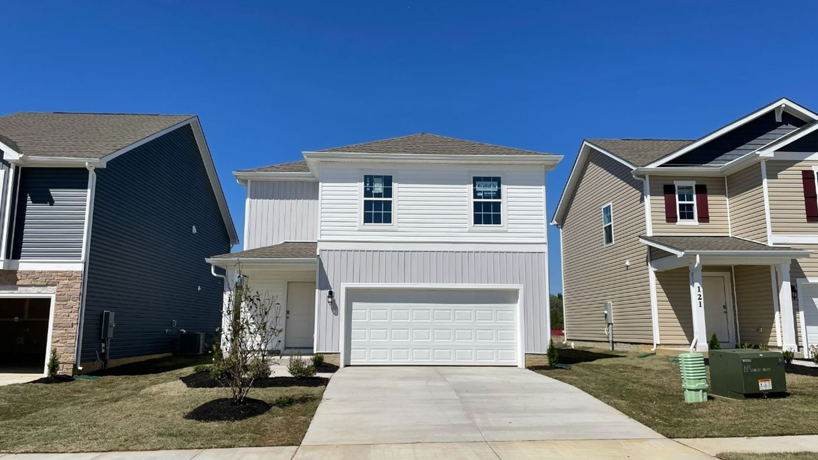 211 Eclipse Street exterior