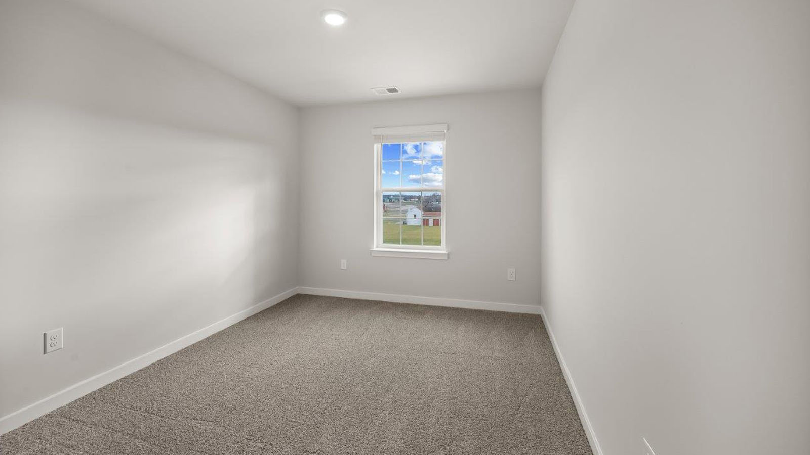 secondary bedroom