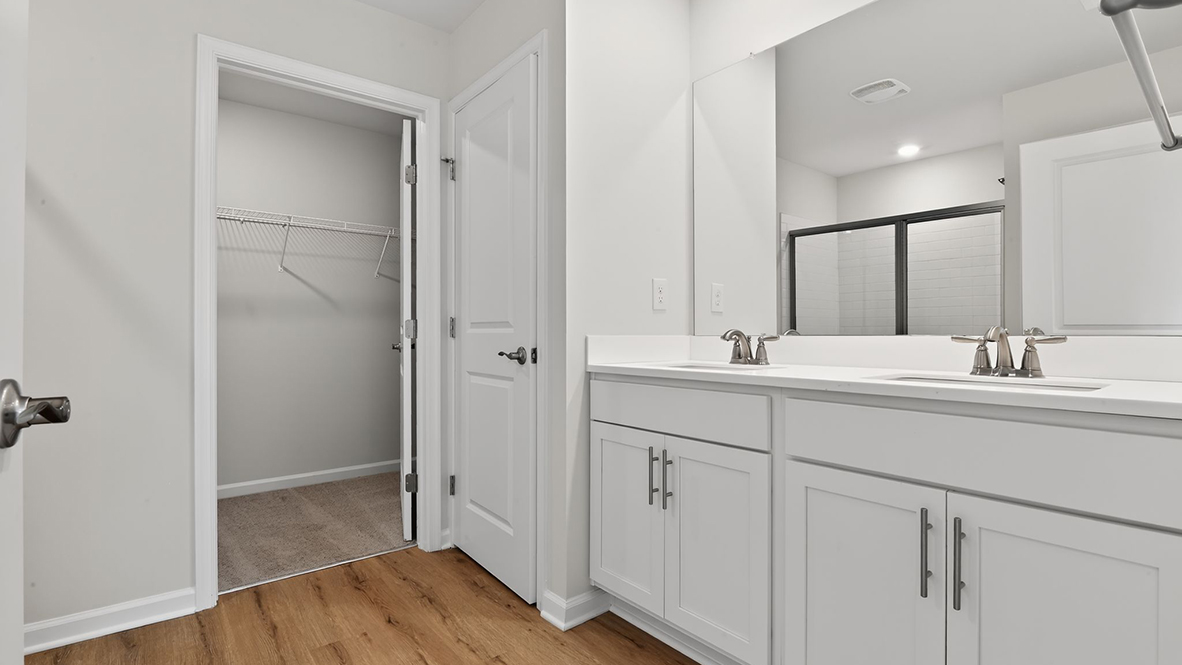 full bathroom