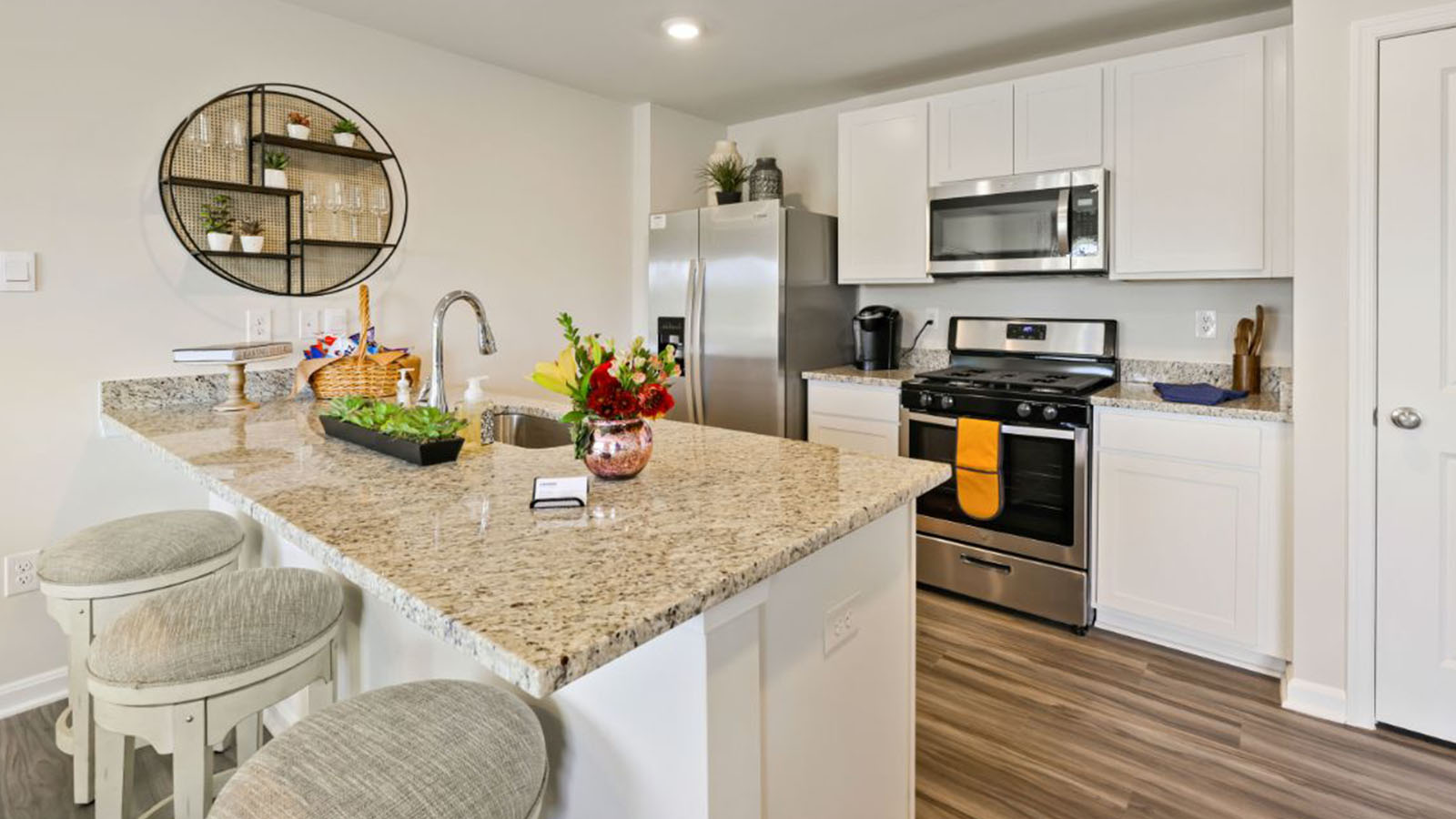 central island with seating