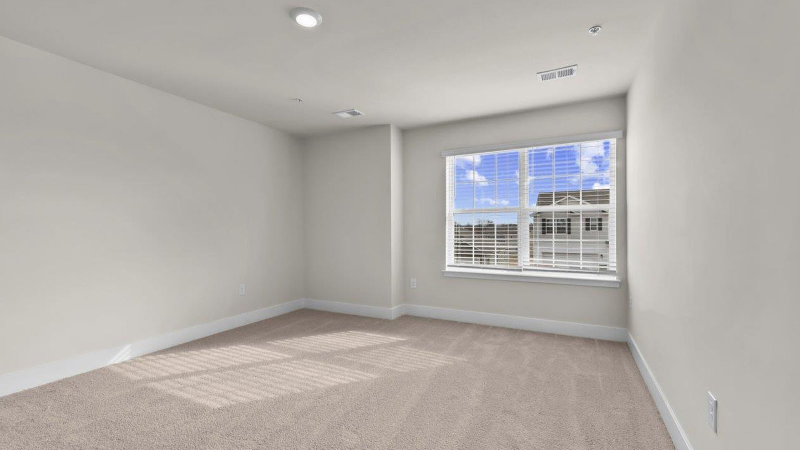 secondary bedroom