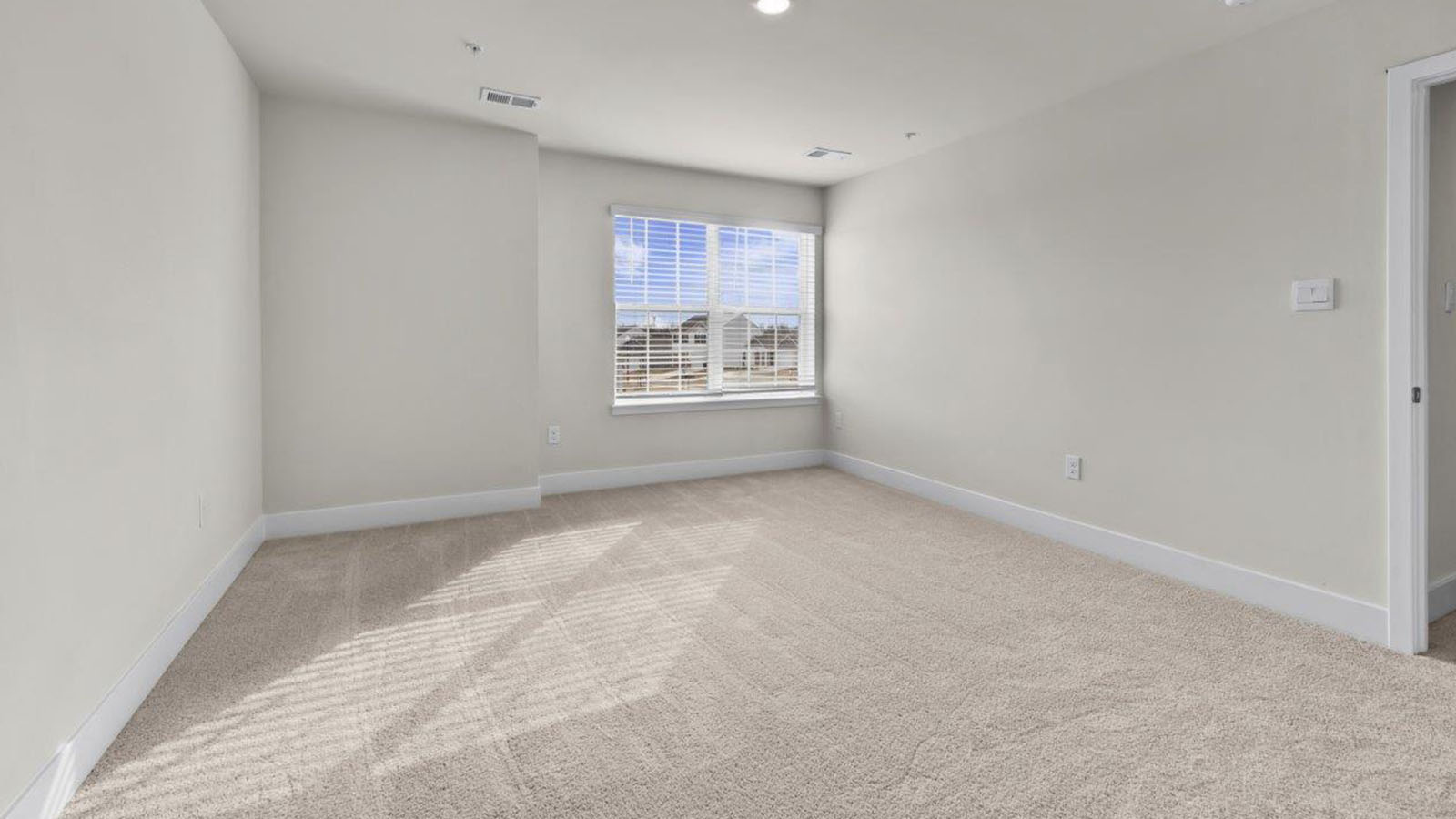 secondary bedroom