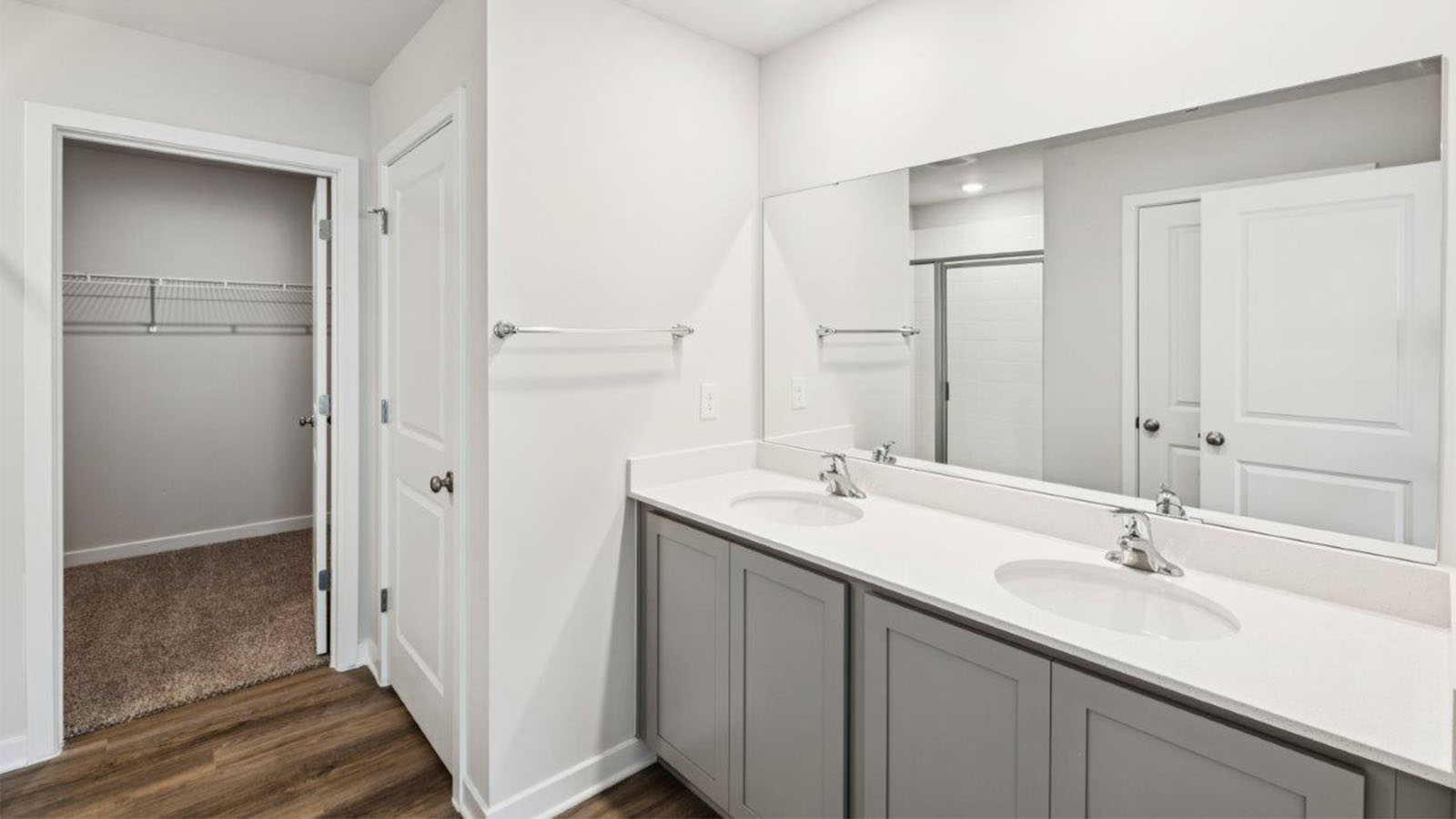 master bath two sinks