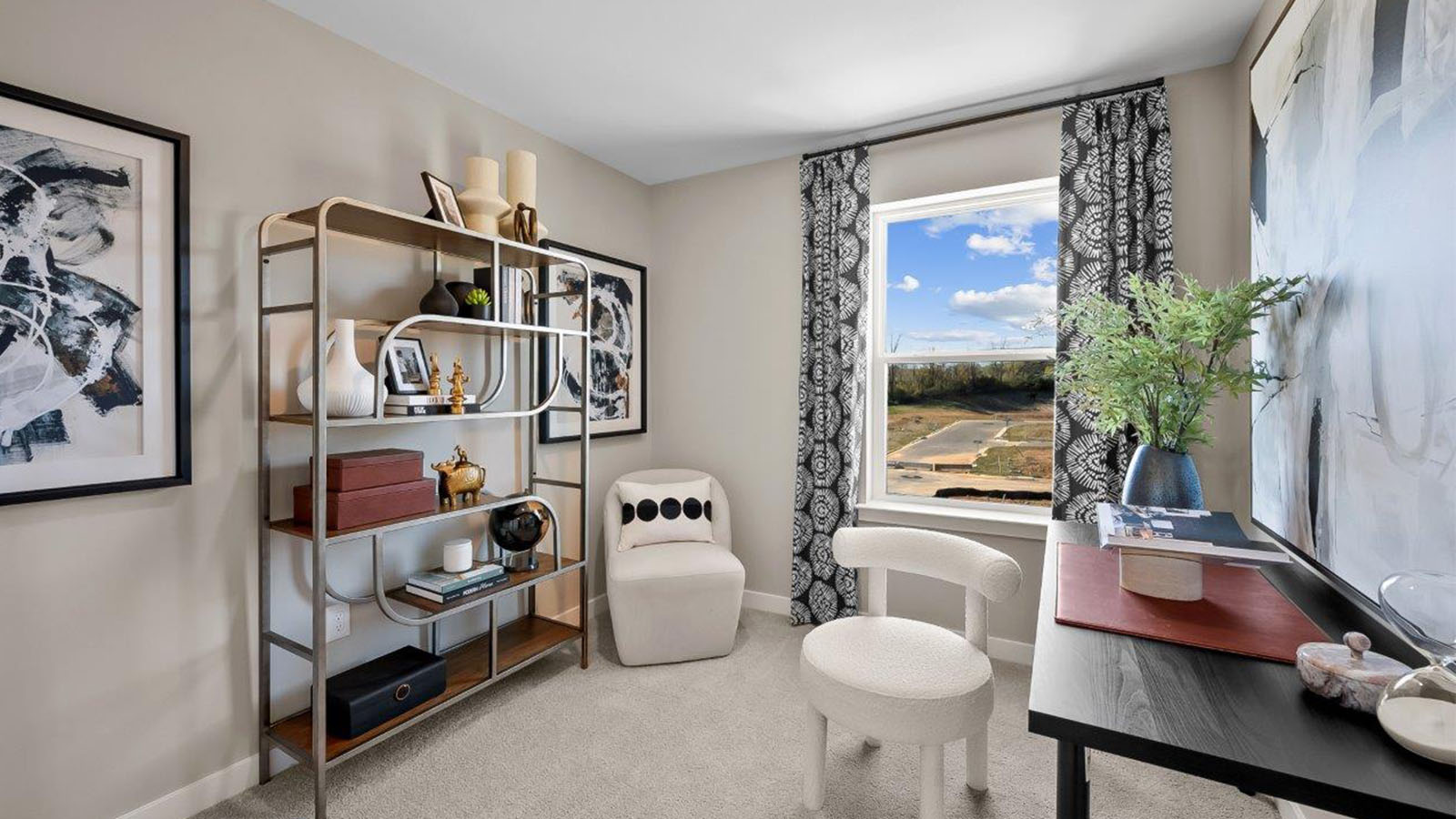 secondary bedroom