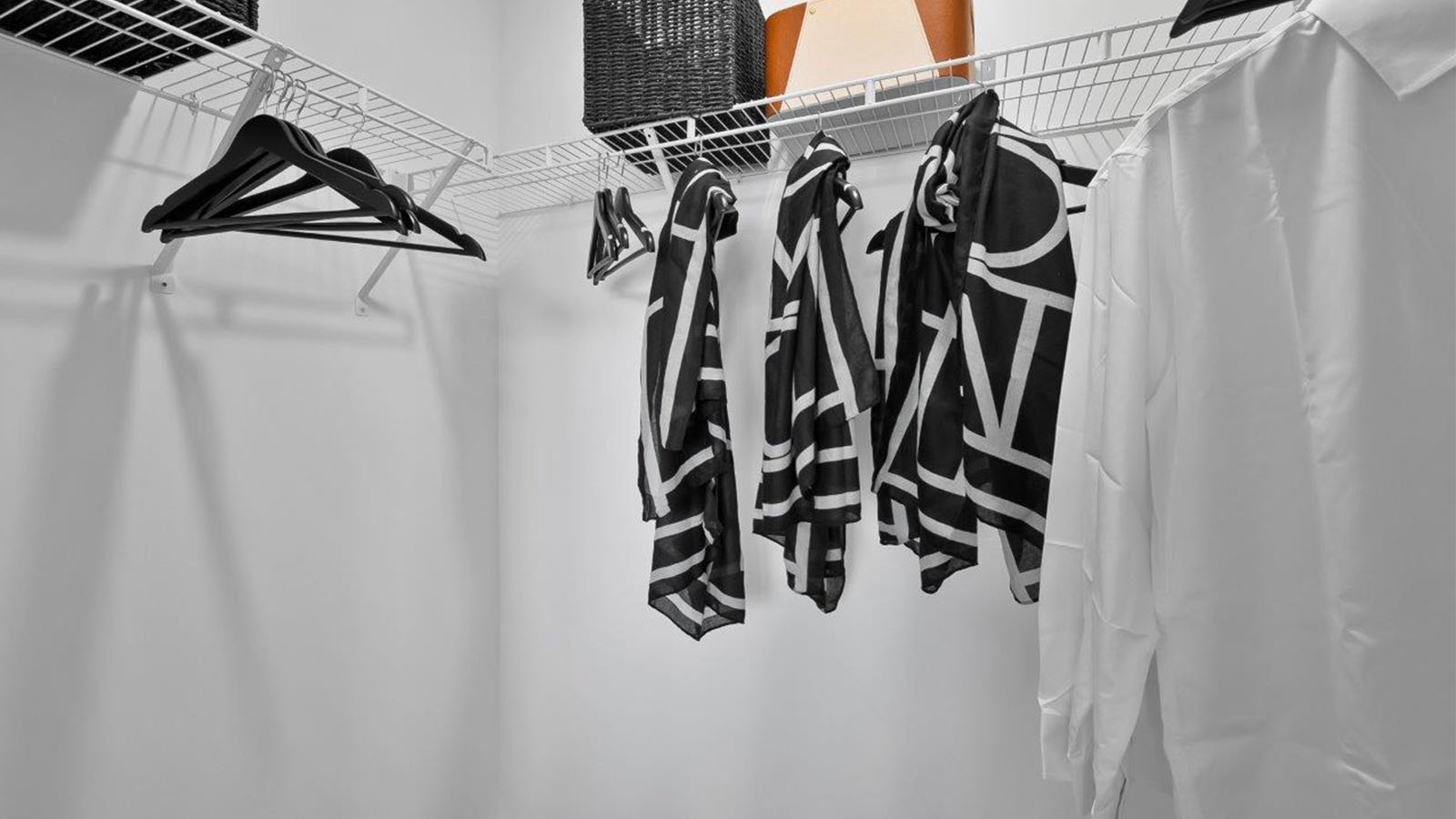 walk-in closet