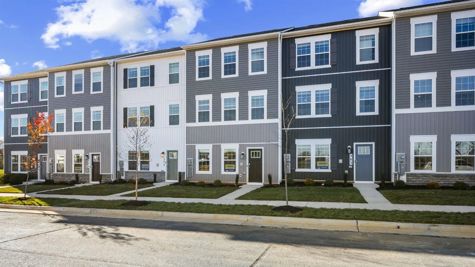 front exterior townhomes