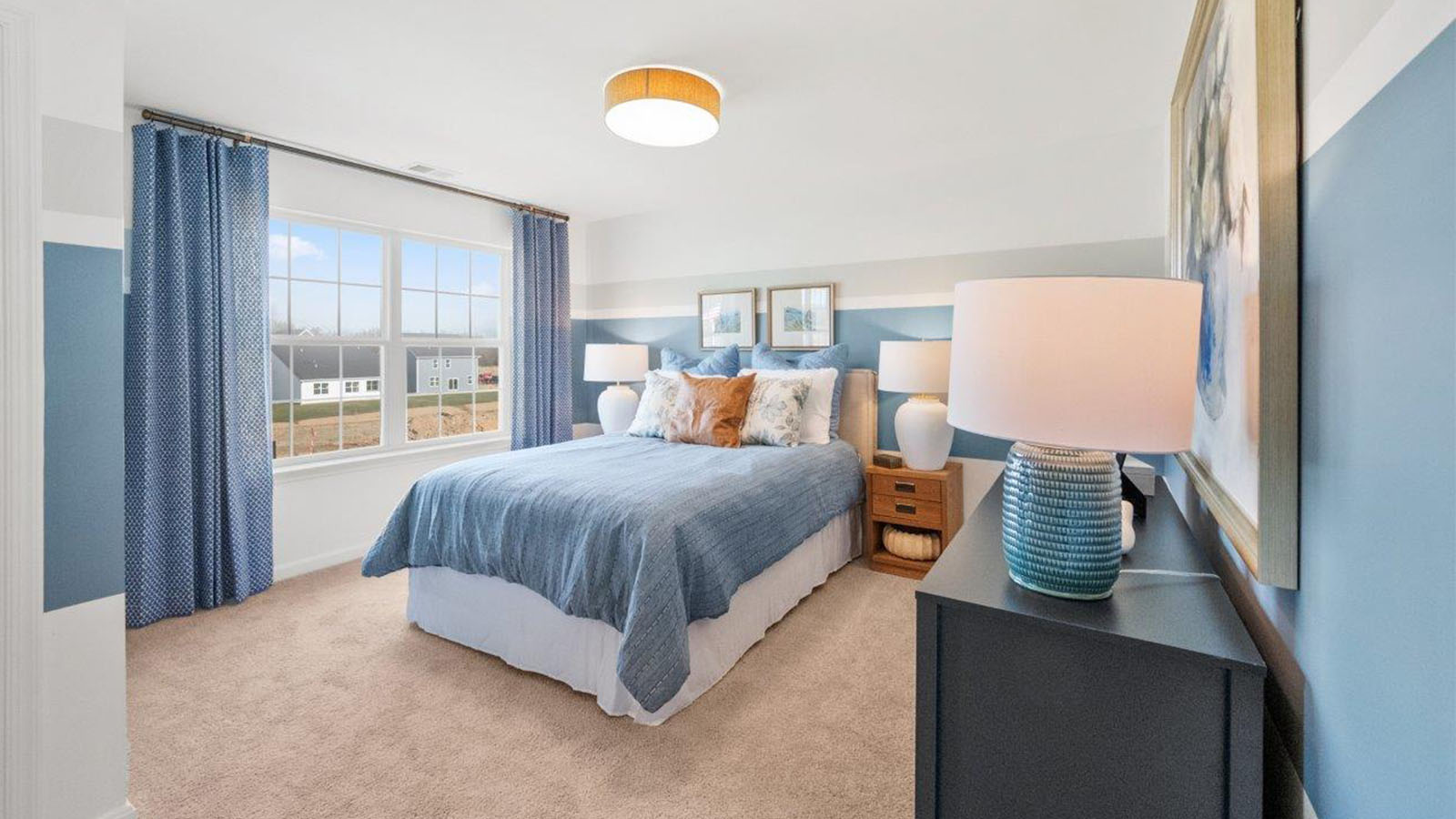 upstairs secondary bedroom