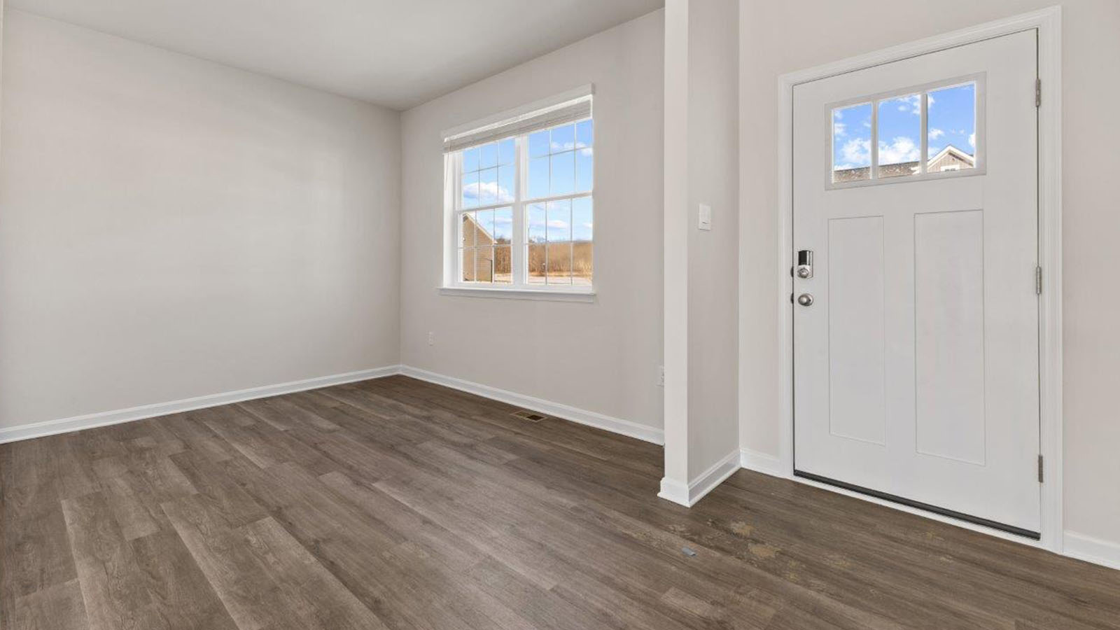 entryway leading to front lex room