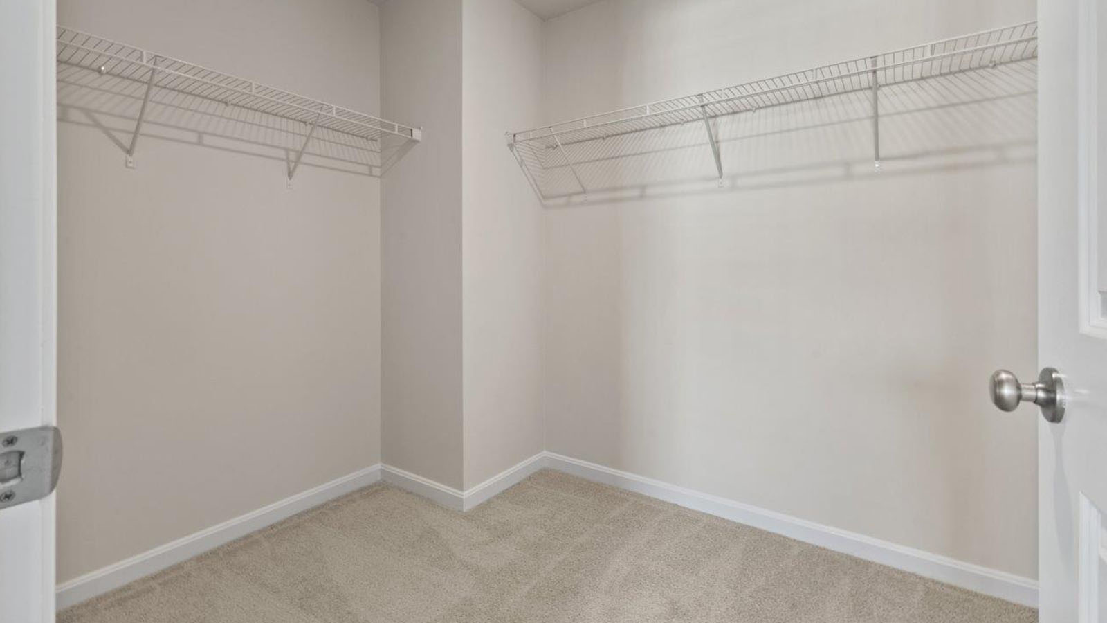 walk in closet