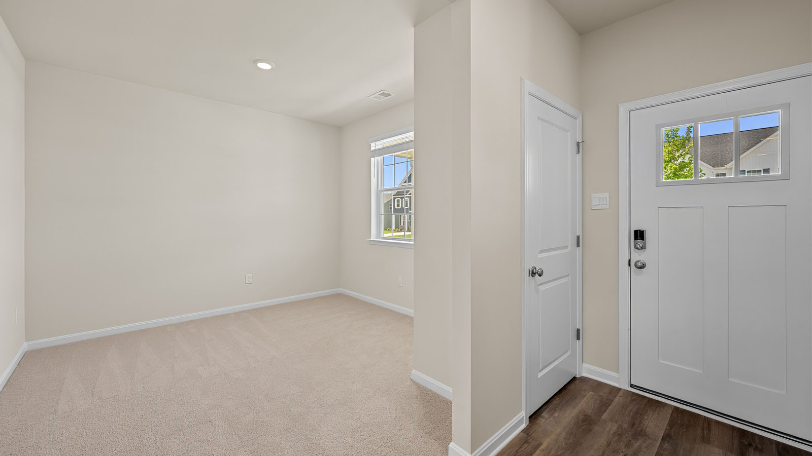 entryway leading to ront flex room