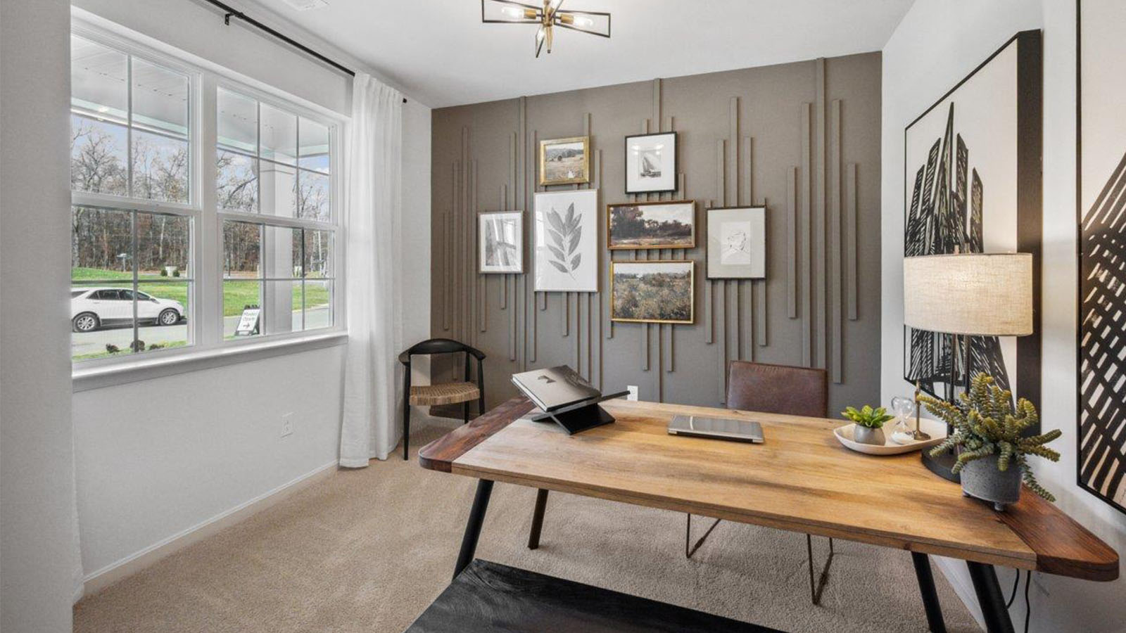 front flex room staged as office