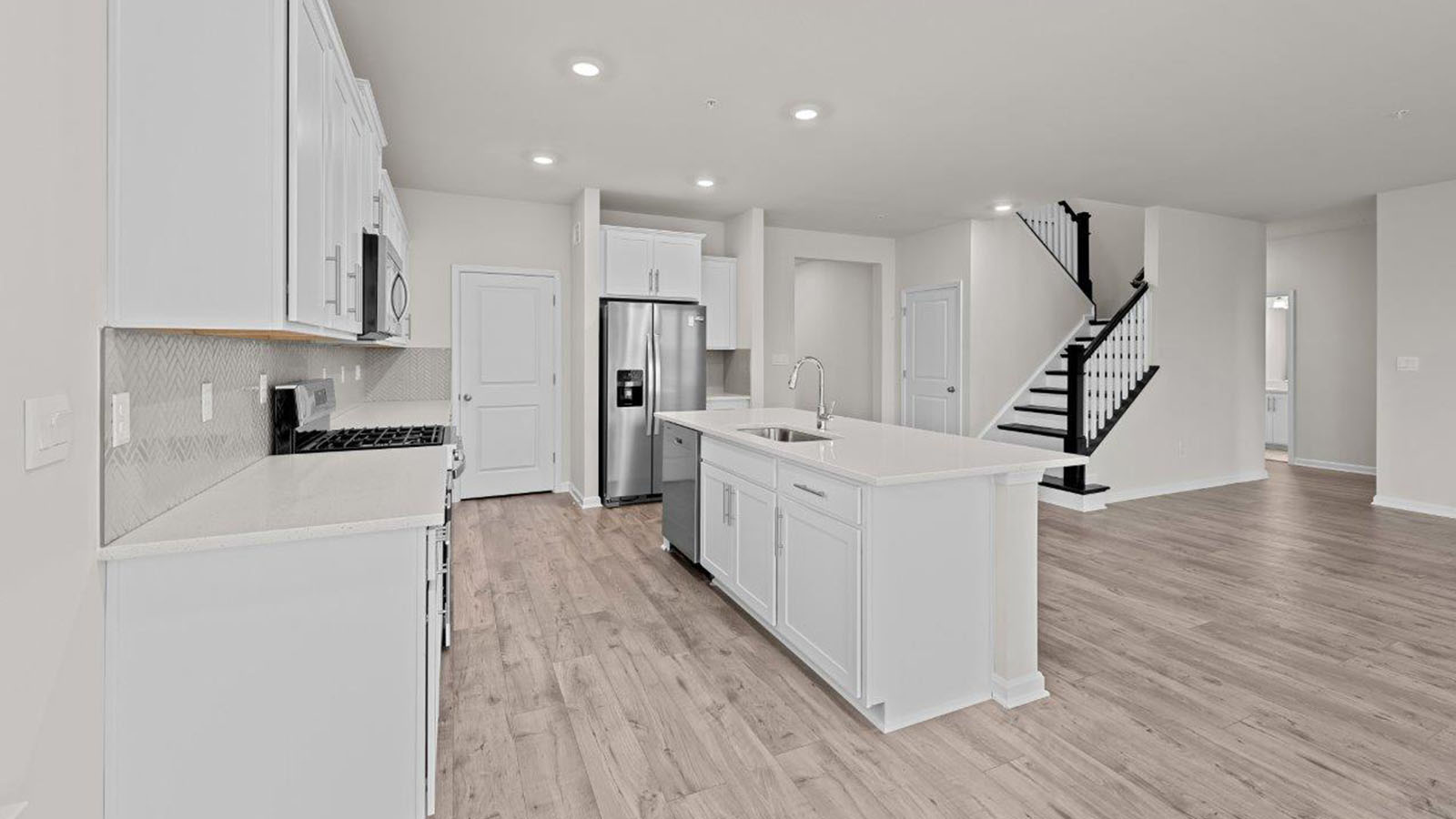quartz counters and stainless steel appliances