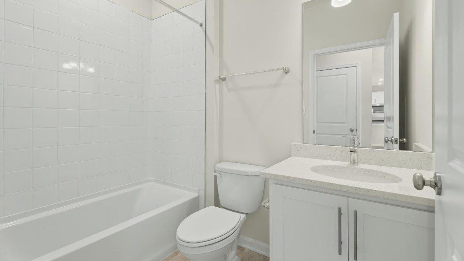 secondary full bath