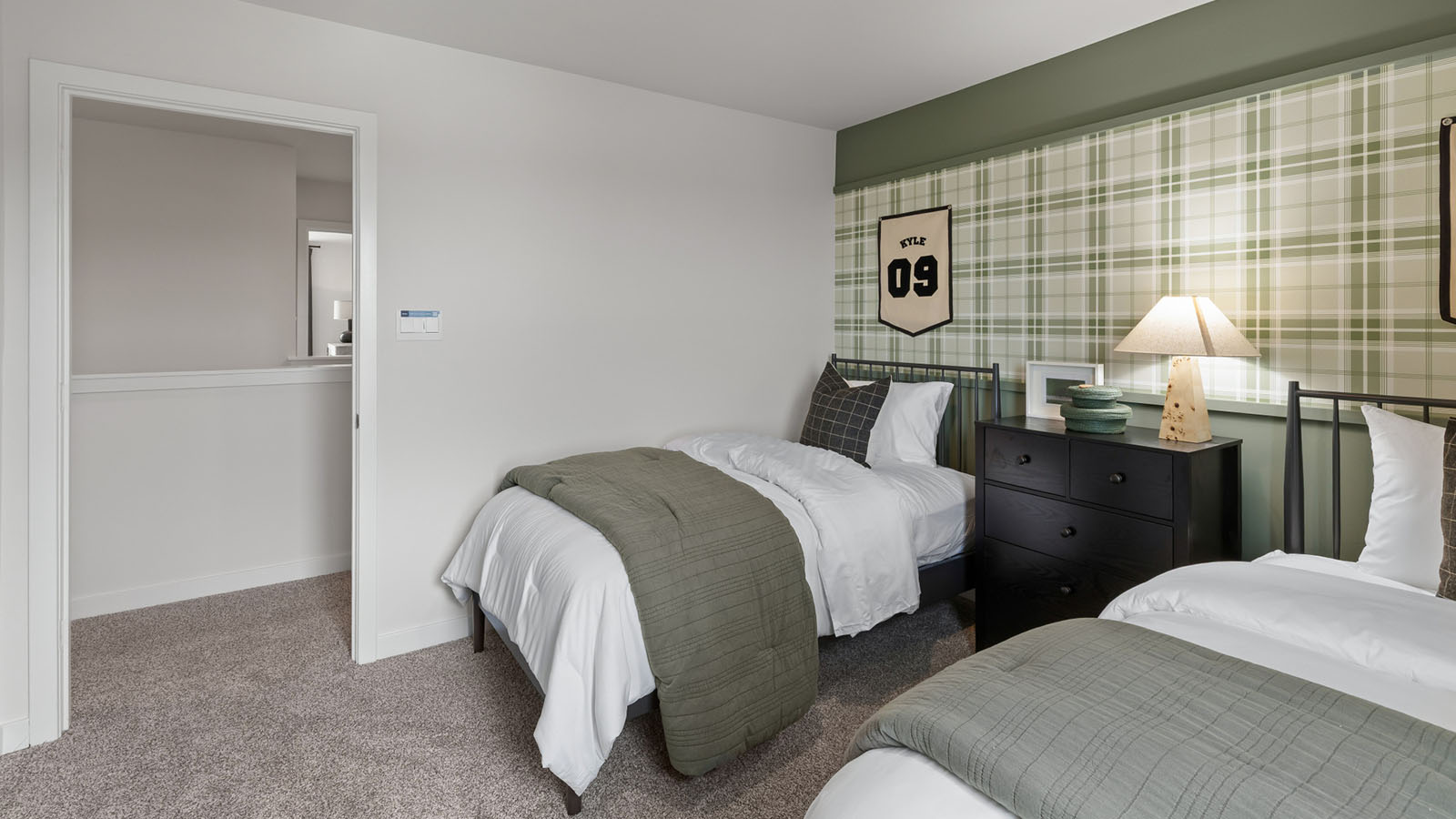 secondary bedroom