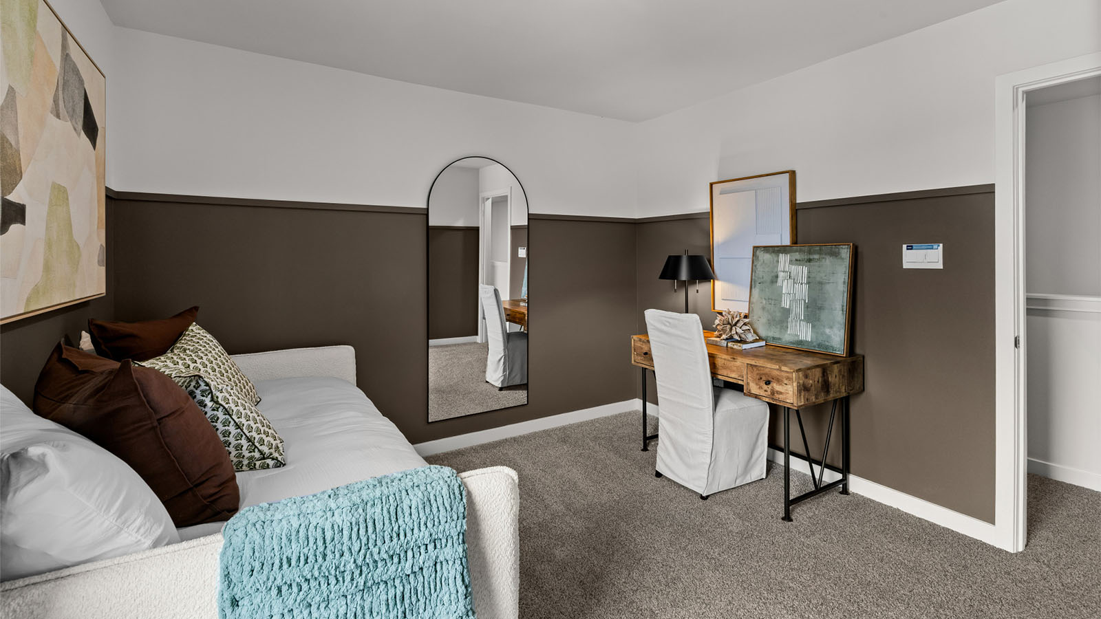 secondary bedroom