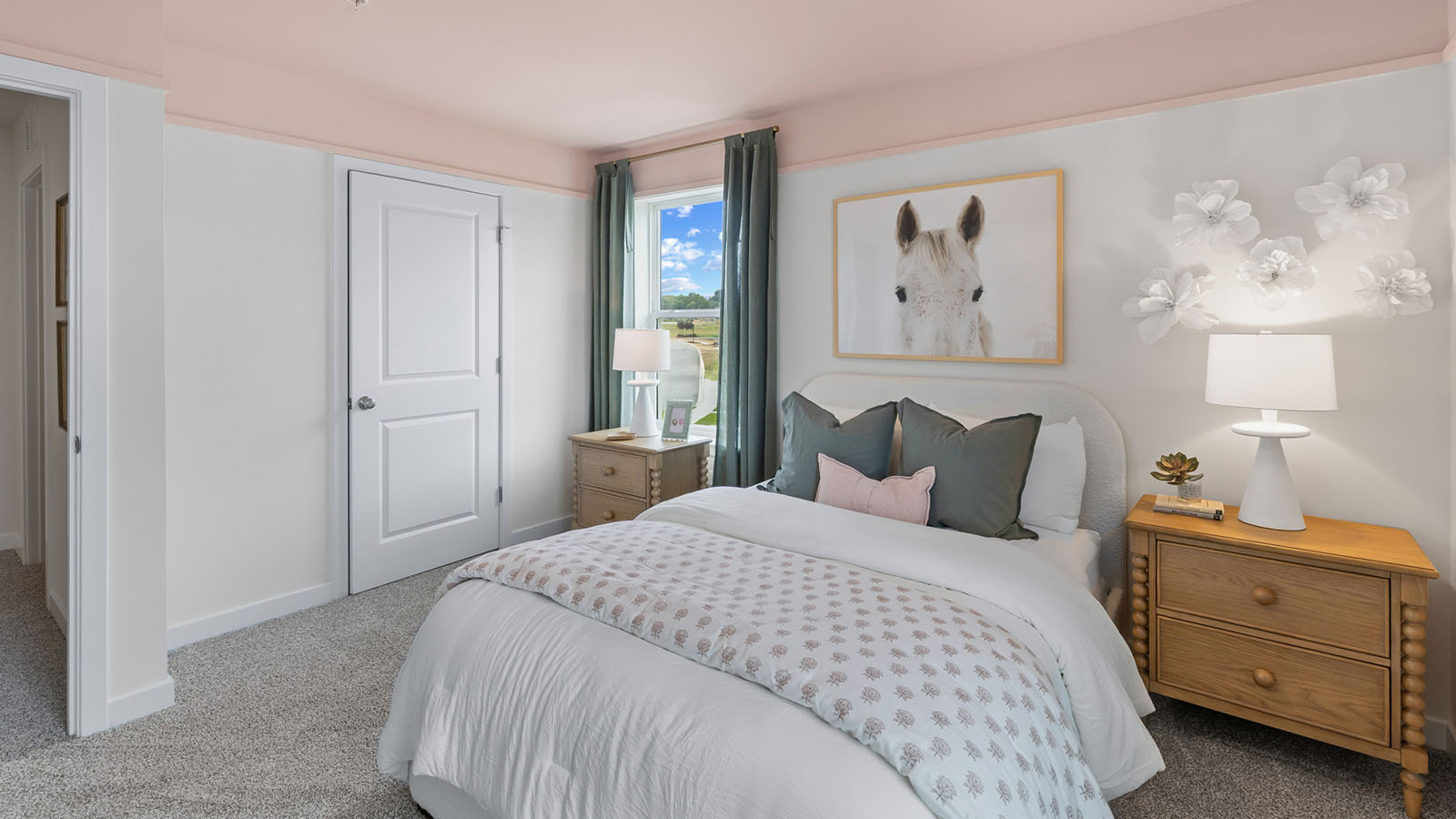 secondary bedroom