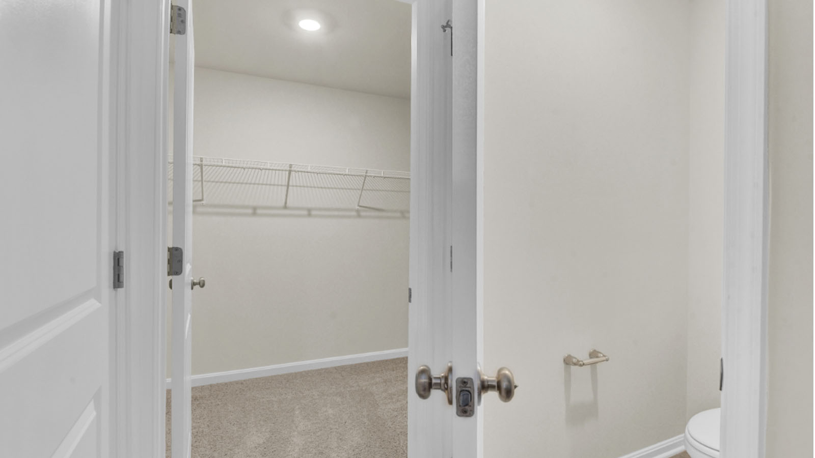 walk in closet