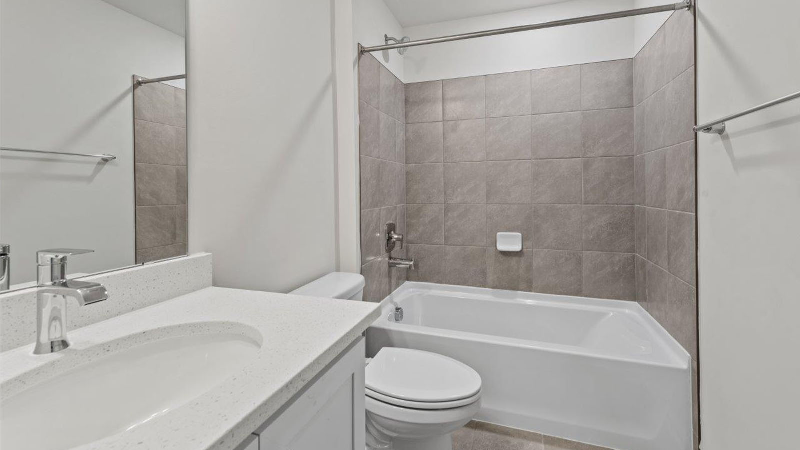 secondary full bath